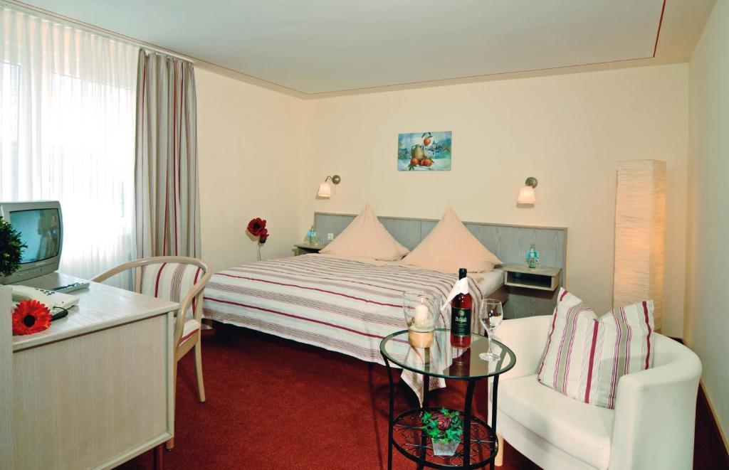 Litfasschen Hotel Kassel-Goettingen Camera foto